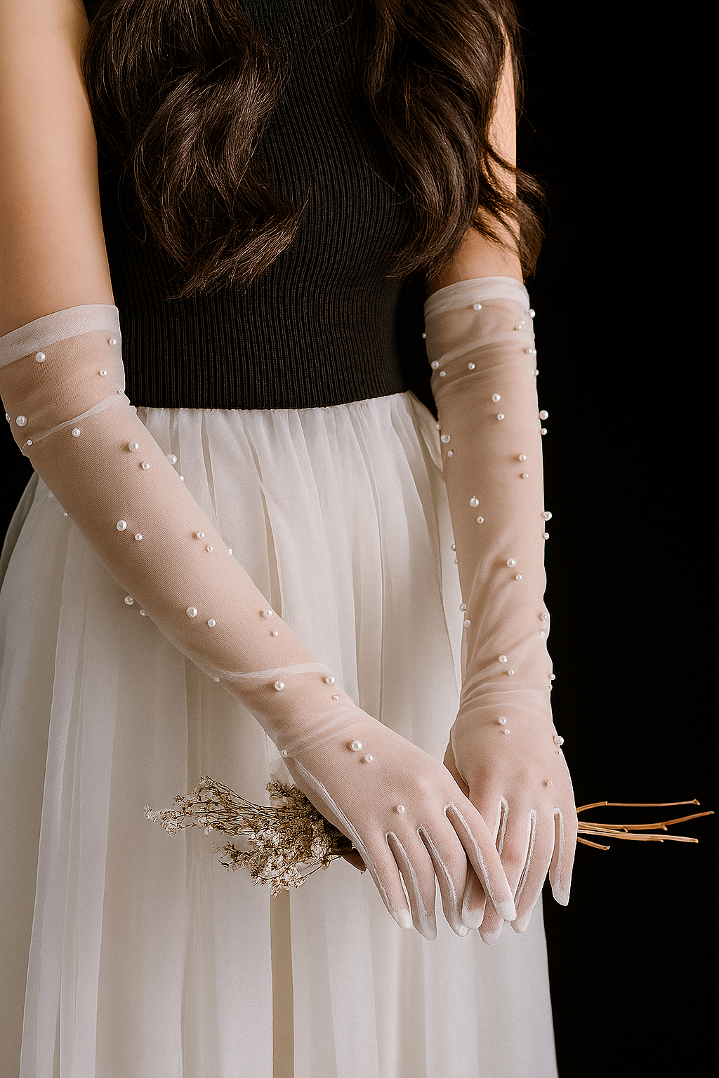 Pearl Lulu Decor Gloves