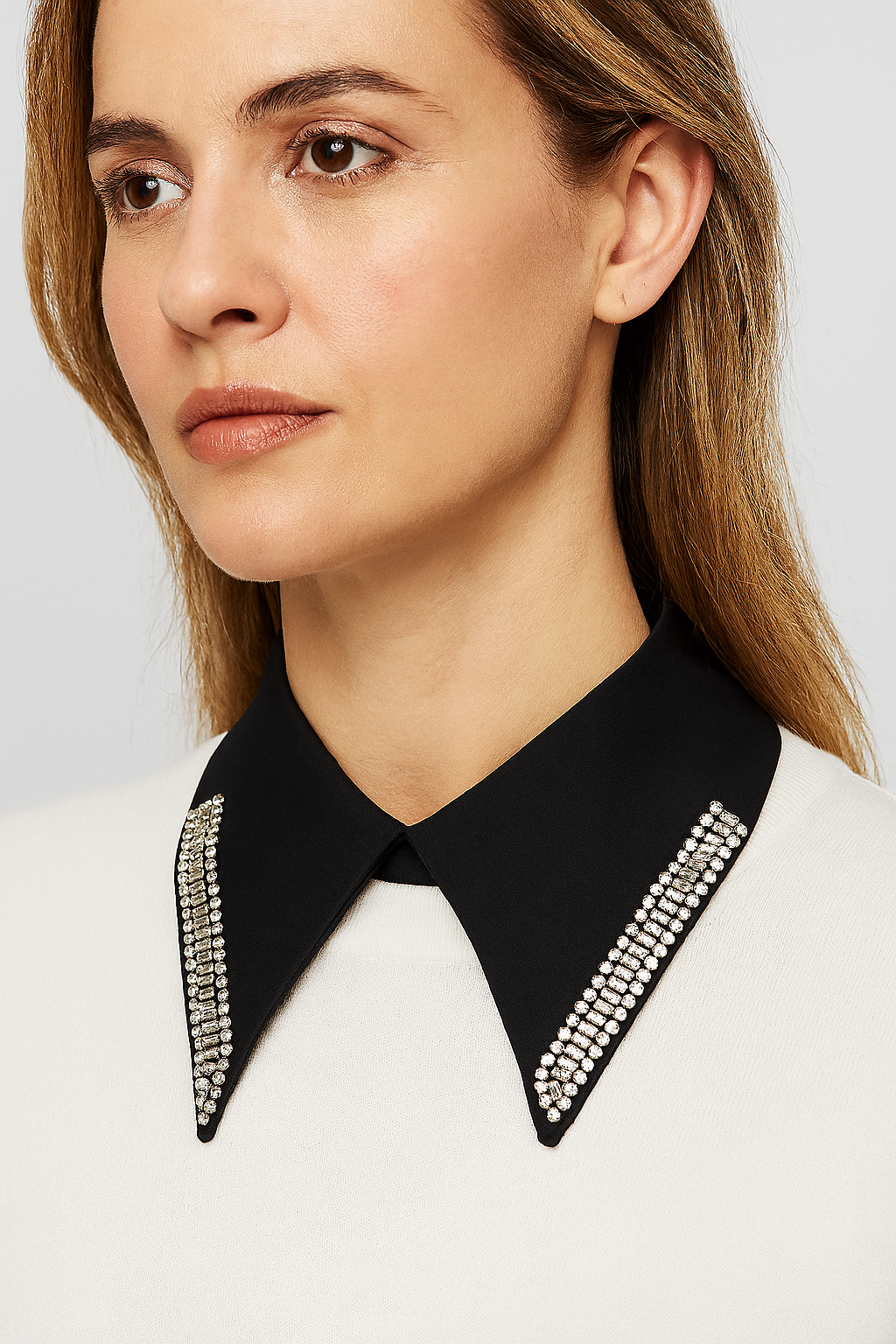 Pearl Decor Crystal Collar