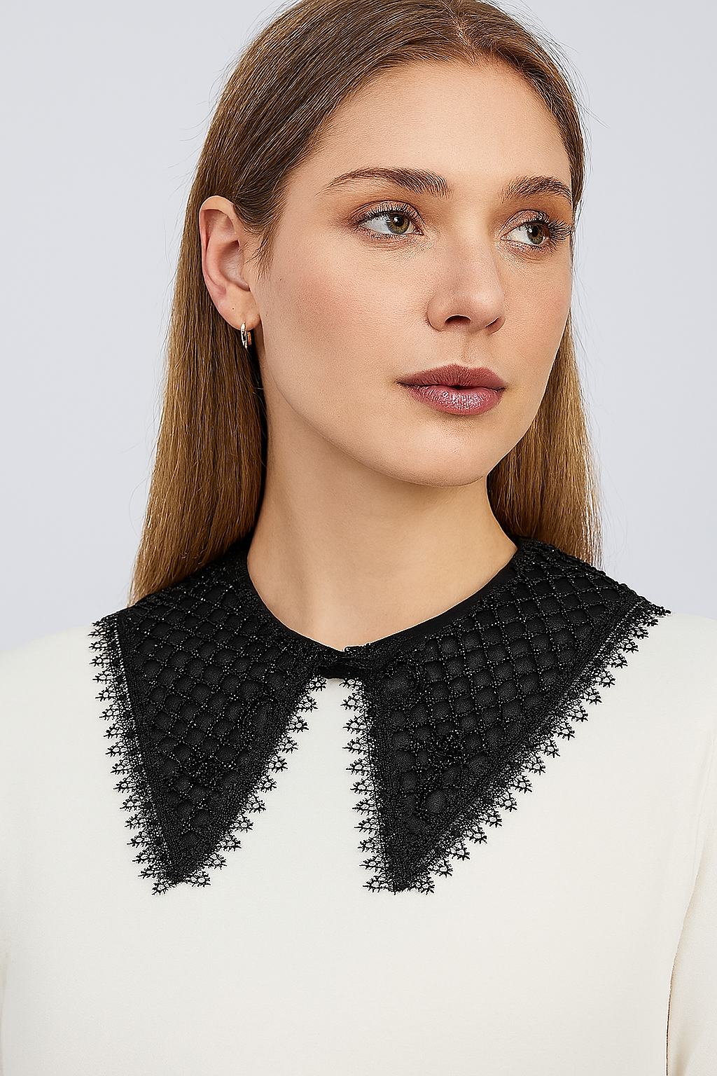 Embroidery Detachable Collar