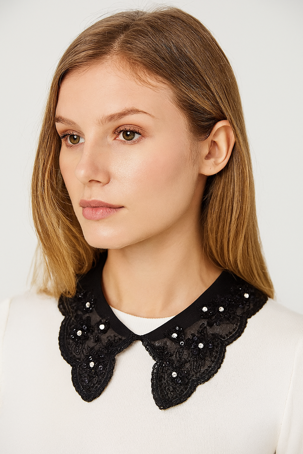 Sequin Embroidery Lace Collar