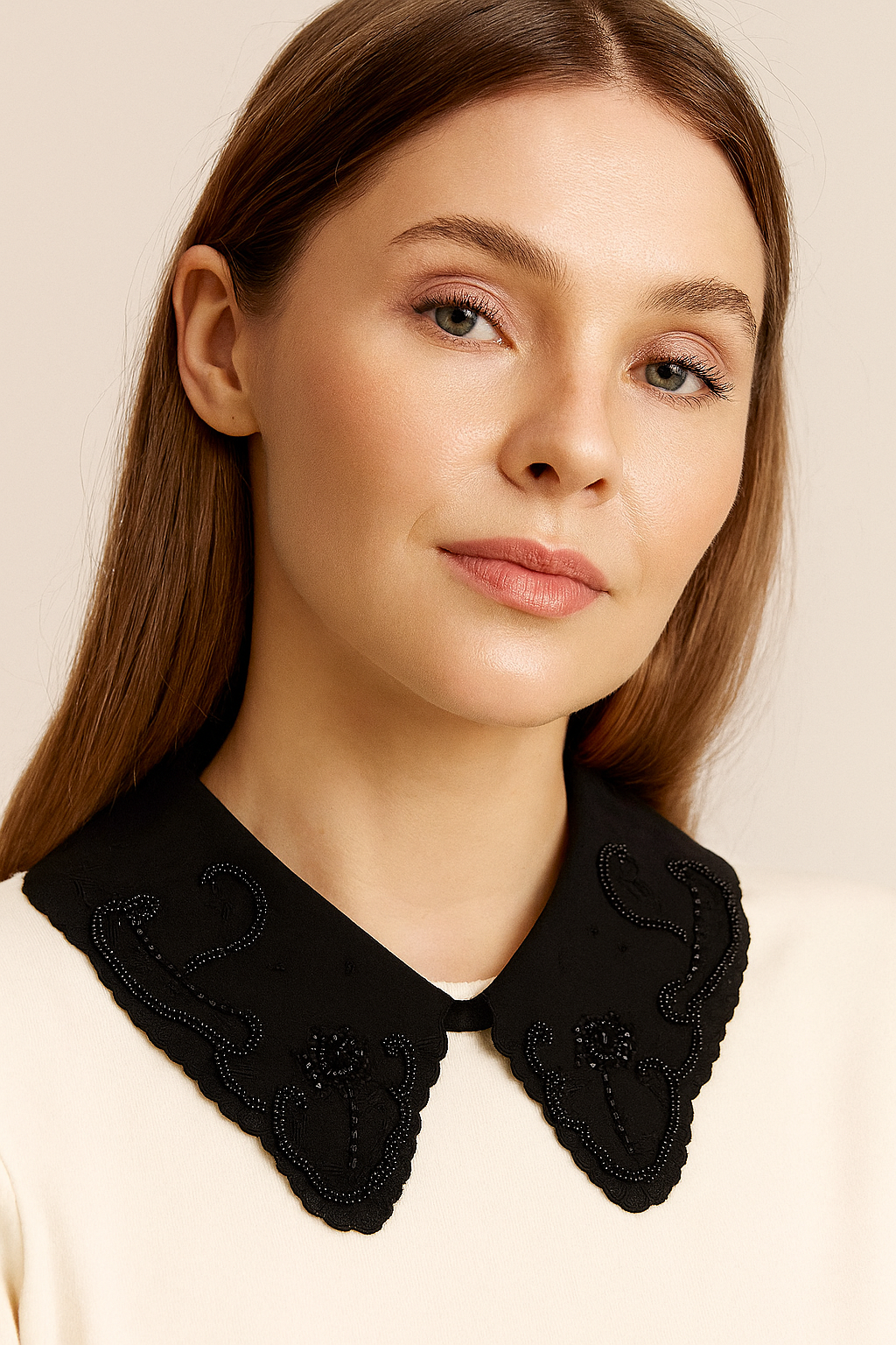 Hand Made Crystal Retro Collar