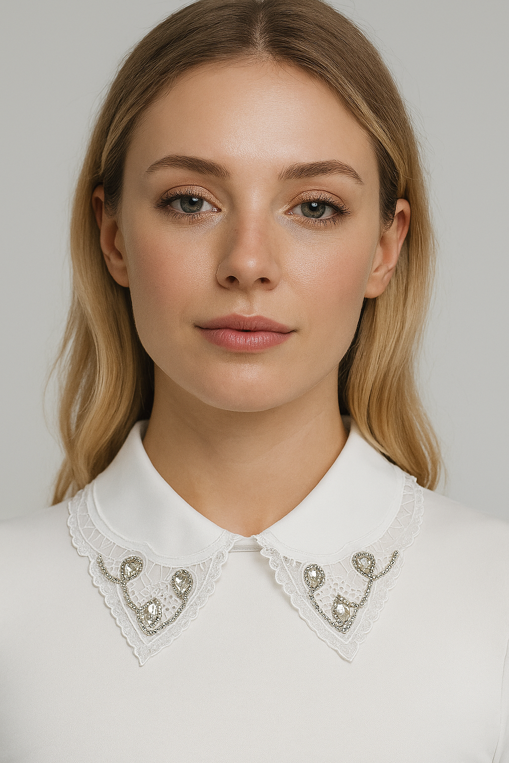 Versatile Crystal Collar