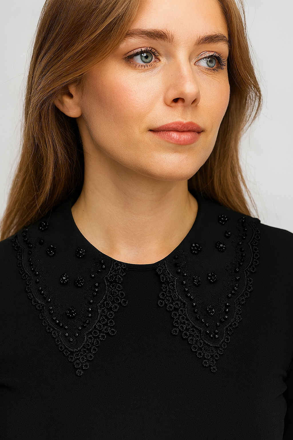 Detachable Embroidered Lace Collar