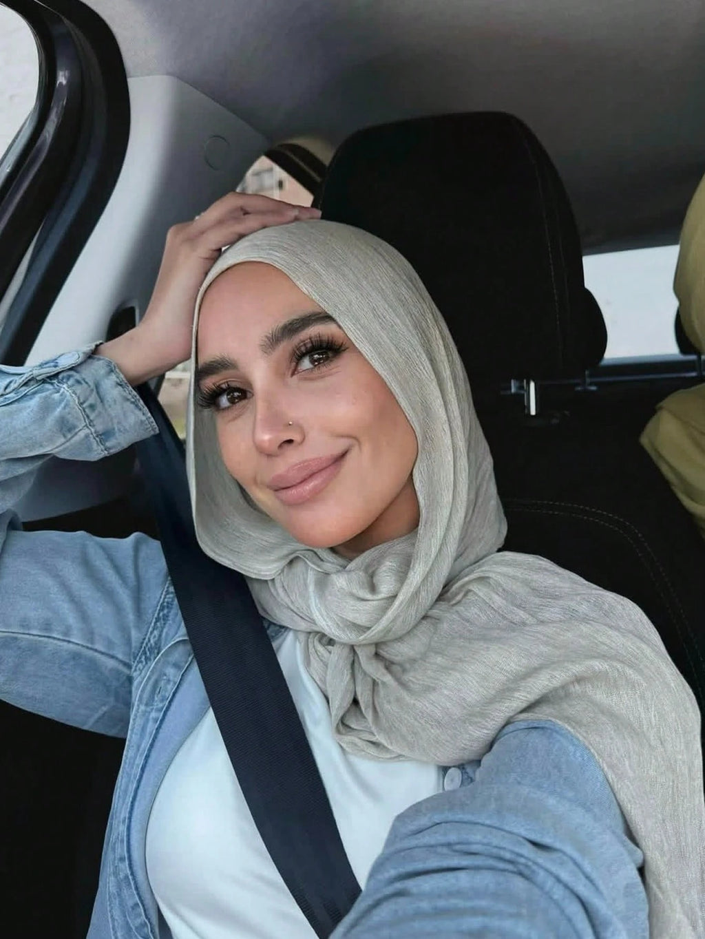 حجاب تهايليندي او كريشا تهايليندي