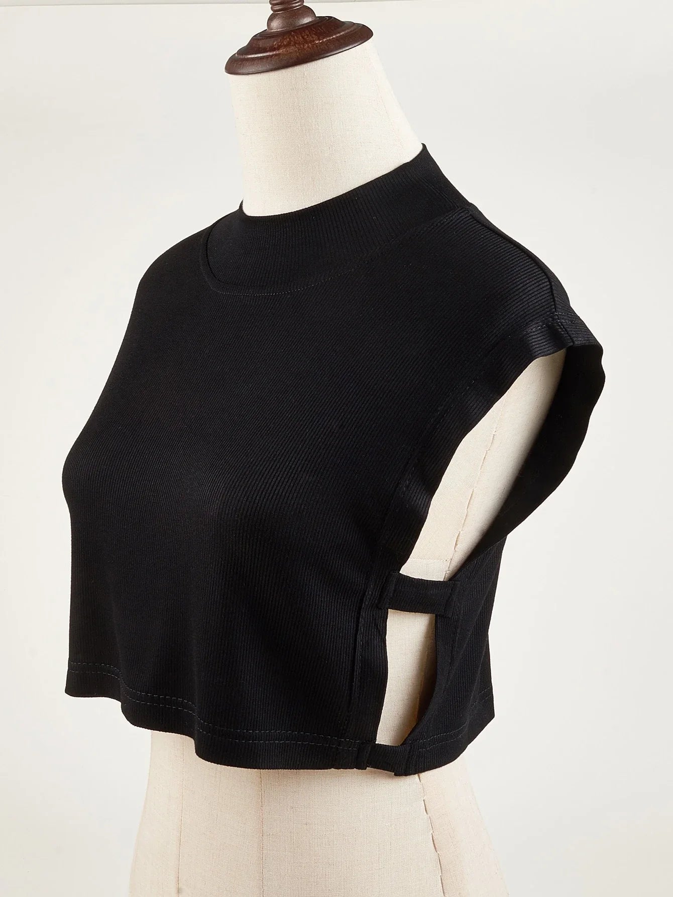 Soft fabric and Comfortable dickey collar